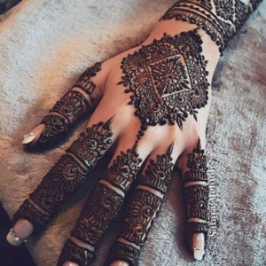 Diwali mehendi designs Diwali mehendi designs Beautiful henna patterns to add colour to your festival