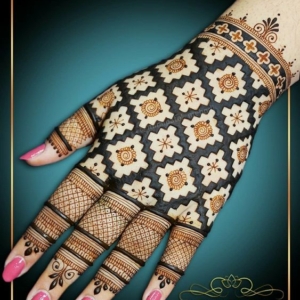 Simple and Easy Mehndi Designs for Back Hand and Front Hand