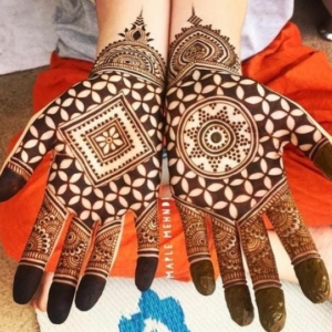 Trending bridal mehndi designs for couples in love