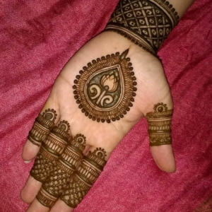 Latest Mehndi Designs For All Seasons and Occasions Download
