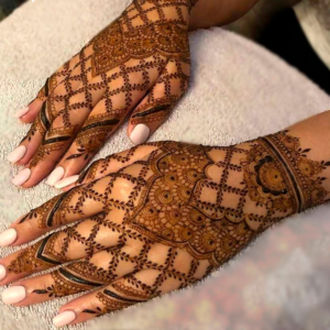 Stylish Indian Mehndi Designs That Are Therapeutic