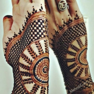 Latest Trendsetter Bridal Mehndi Designs For Brides-To Be