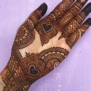 Palm Henna Simple and Easy Indian Full Palm Mehndi Designs
